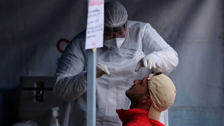 Pruebas contra el COVID-19. Foto: Getty Images / Cifras diarias de Coronavirus en Colombia