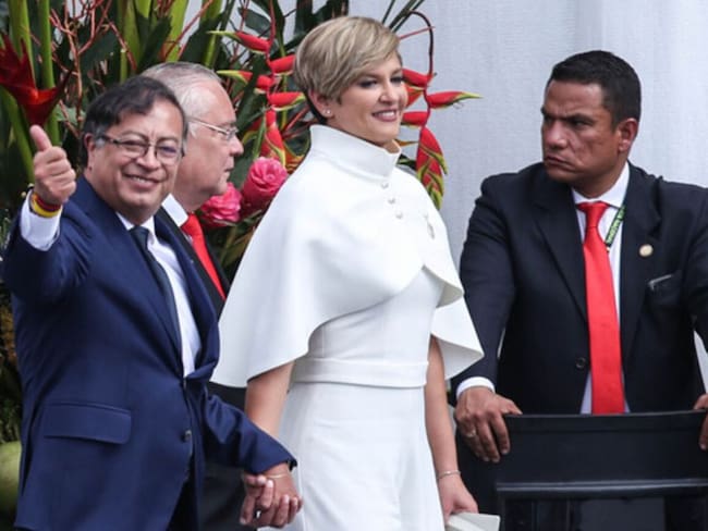 Gustavo Petro y Verónica Alcocer