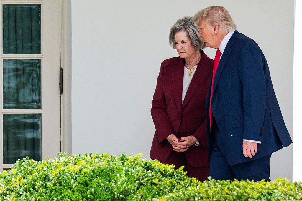 Susie Wiles y Donald Trump. (Tom Williams/CQ-Roll Call, Inc via Getty Images)