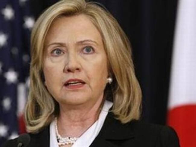 Hillary Clinton sufrió conmoción cerebral tras desmayo y se está recuperando