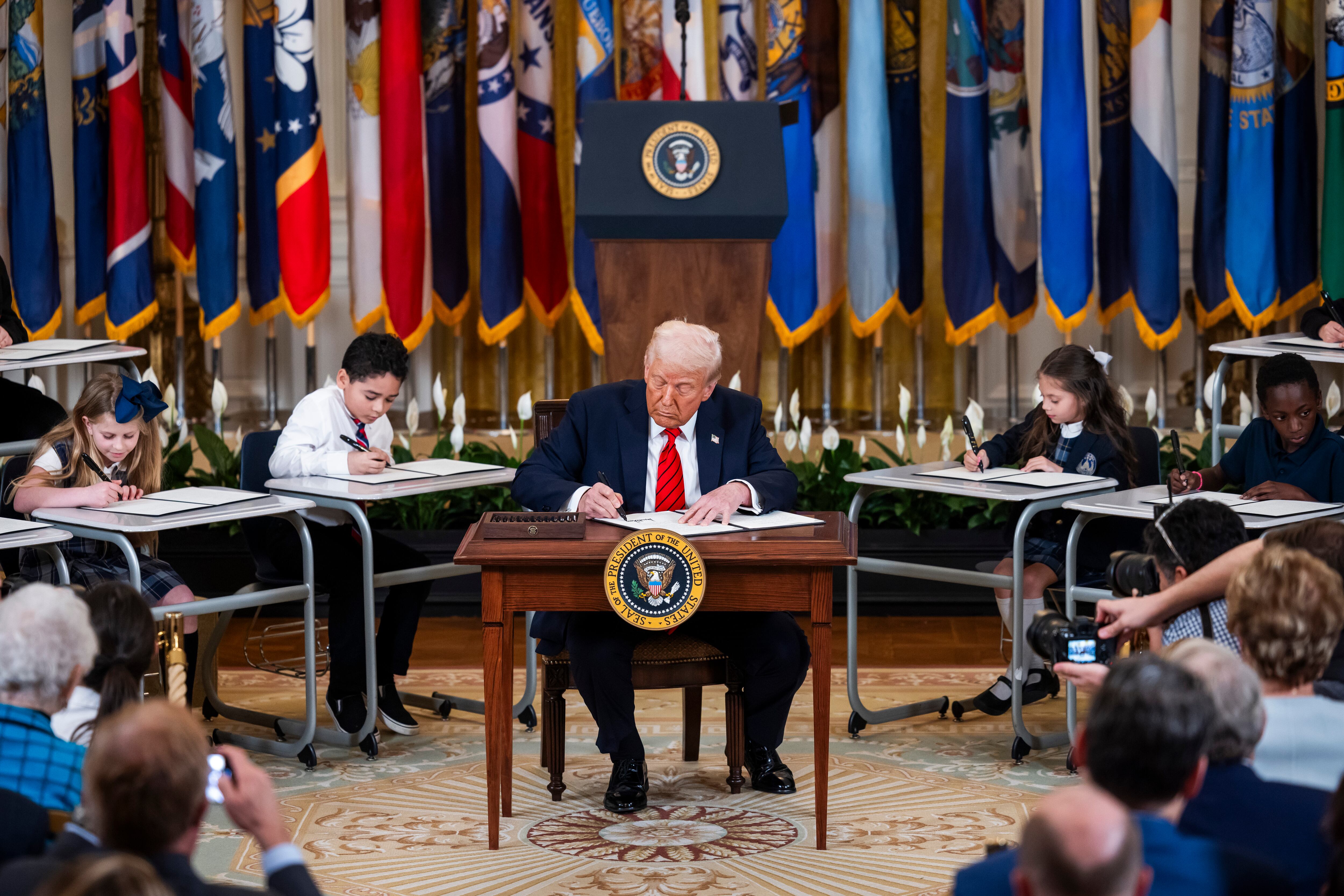Donald Trump. FOTO: EFE/EPA/JIM LO SCALZO / POOL.