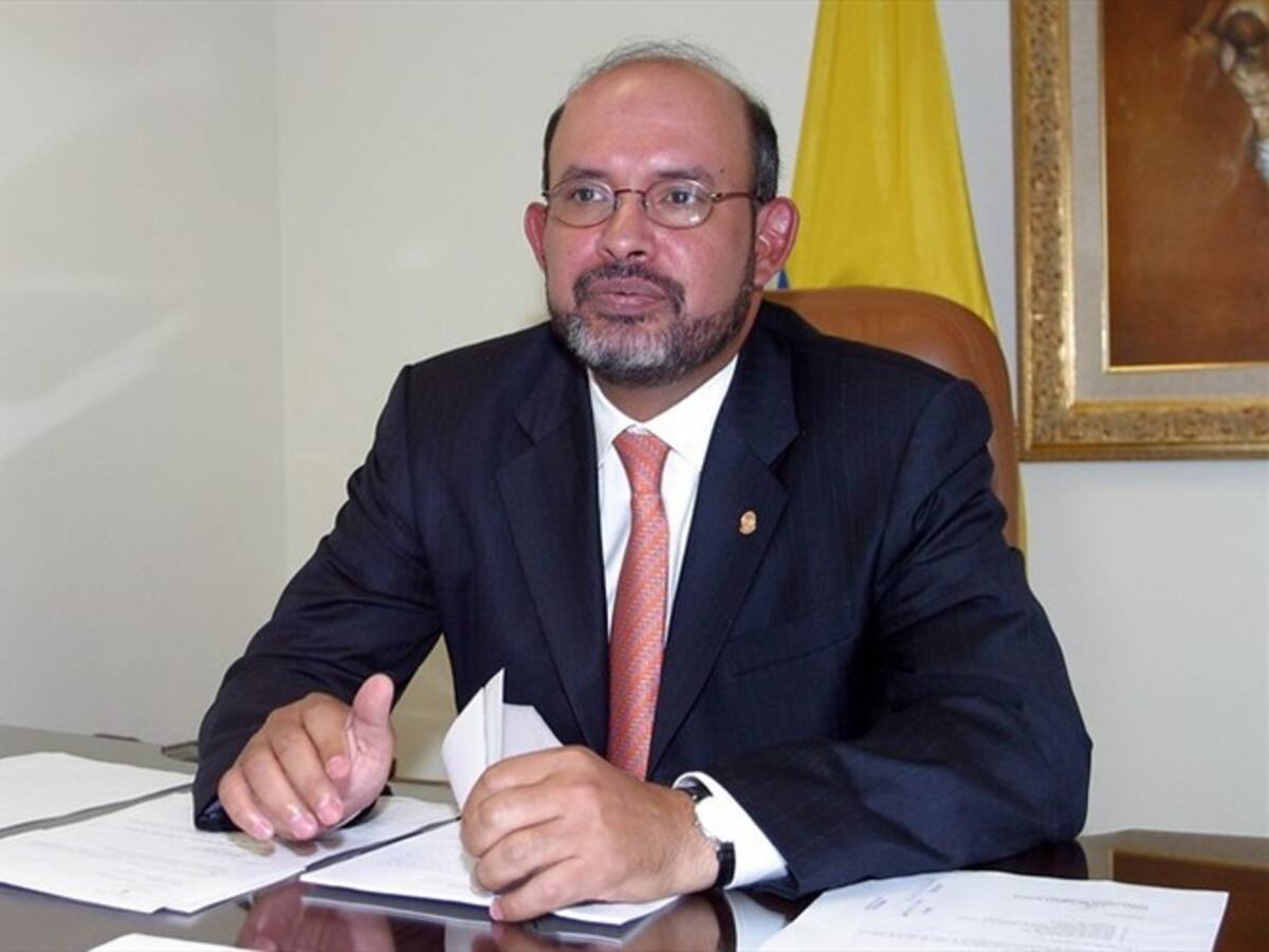 Tribunal reduce condena contra exmagistrado Francisco Ricaurte