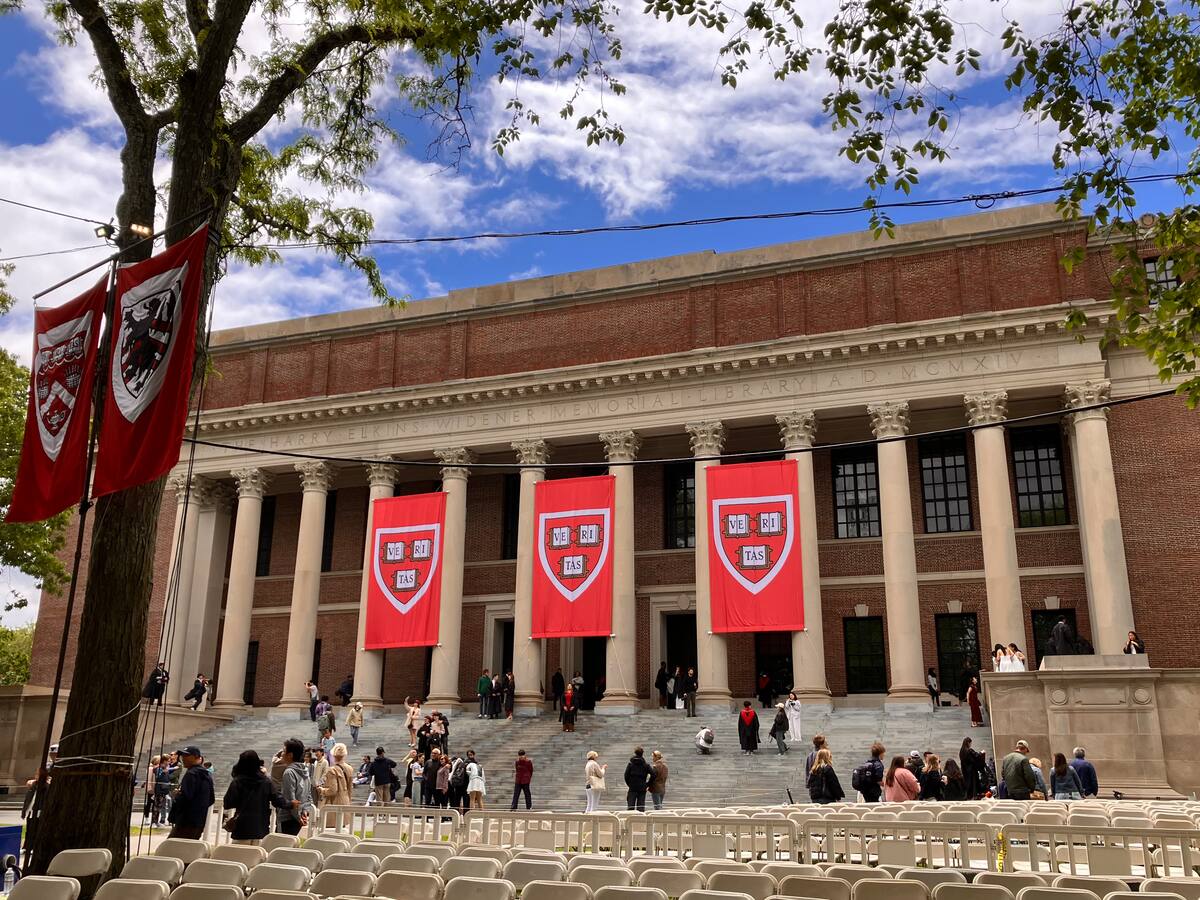 Jueza anuló el bloqueo de fondos a Harvard por parte del Gobierno de Trump