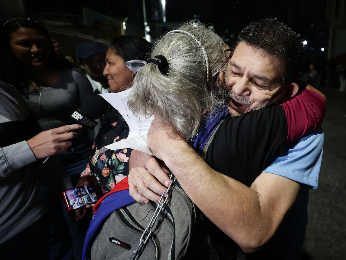 Oposición venezolana confirma 33 excarcelaciones de presos políticos durante el último mes