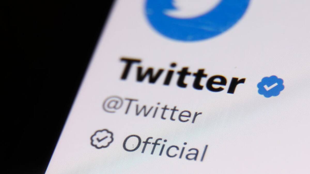 Cuentas falsas en Twitter: las preocupaciones que genera el pago por la verificación