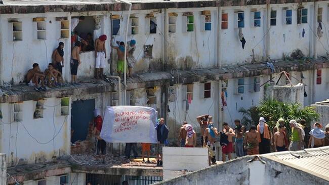La cárcel Rodrigo de Bastidas de Santa Marta mantiene un porcentaje de hacinamiento cercano al 400% en este momento. Foto: Lizbeth Rodríguez (W Radio)