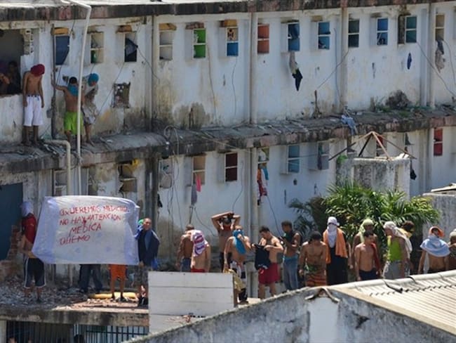 La cárcel Rodrigo de Bastidas de Santa Marta mantiene un porcentaje de hacinamiento cercano al 400% en este momento. Foto: Lizbeth Rodríguez (W Radio)