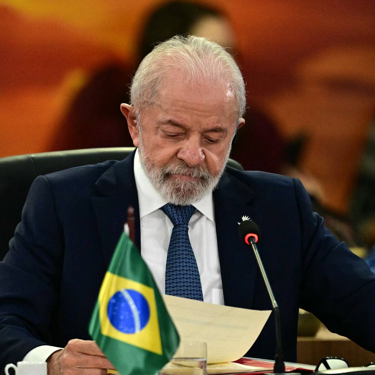 Brasil puede actuar en “reciprocidad” a los nuevos aranceles de Estados Unidos, dice Lula da Silva