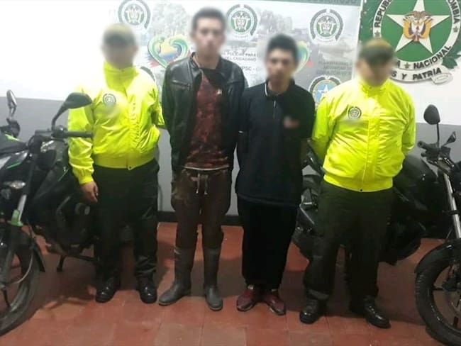 Los capturados eran solicitados mediante orden de captura emanadas por el Juzgado Promiscuo municipal de Firavitoba . Foto: Policía de Boyacá