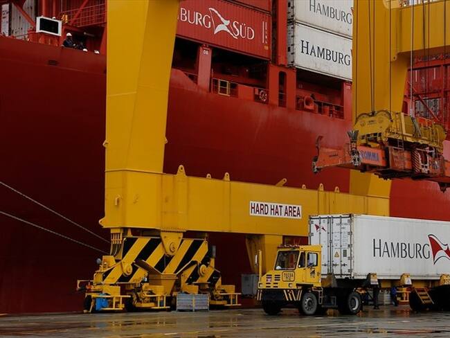 El buque estaba anclado en un muelle de la Sociedad Portuaria de Cartagena. Foto: Colprensa