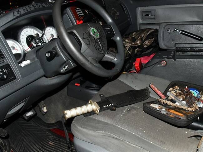 Policía del Capitolio de EE.UU. arrestó a hombre con símbolos de supremacía blanca. Foto: Twitter Policía del Capitolio de Estados Unidos