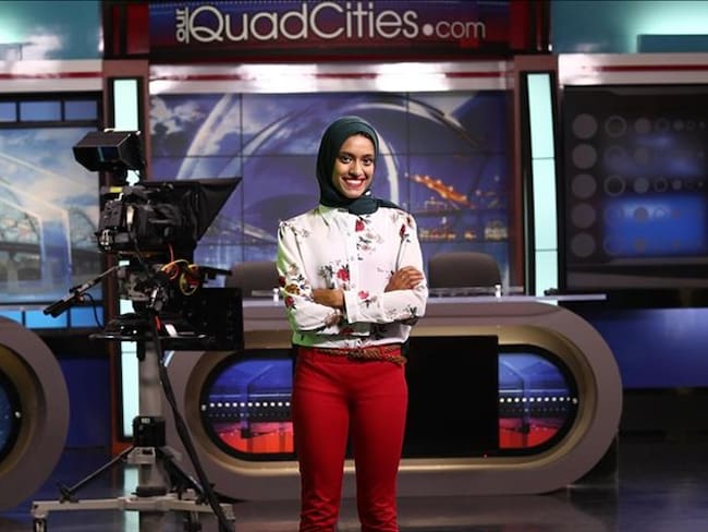 La presentadora de noticias, Tahera Rahman, posa para una foto durante una entrevista en Chicago. Foto: Bilgin S. Şaşmaz- Agencia Anadolu