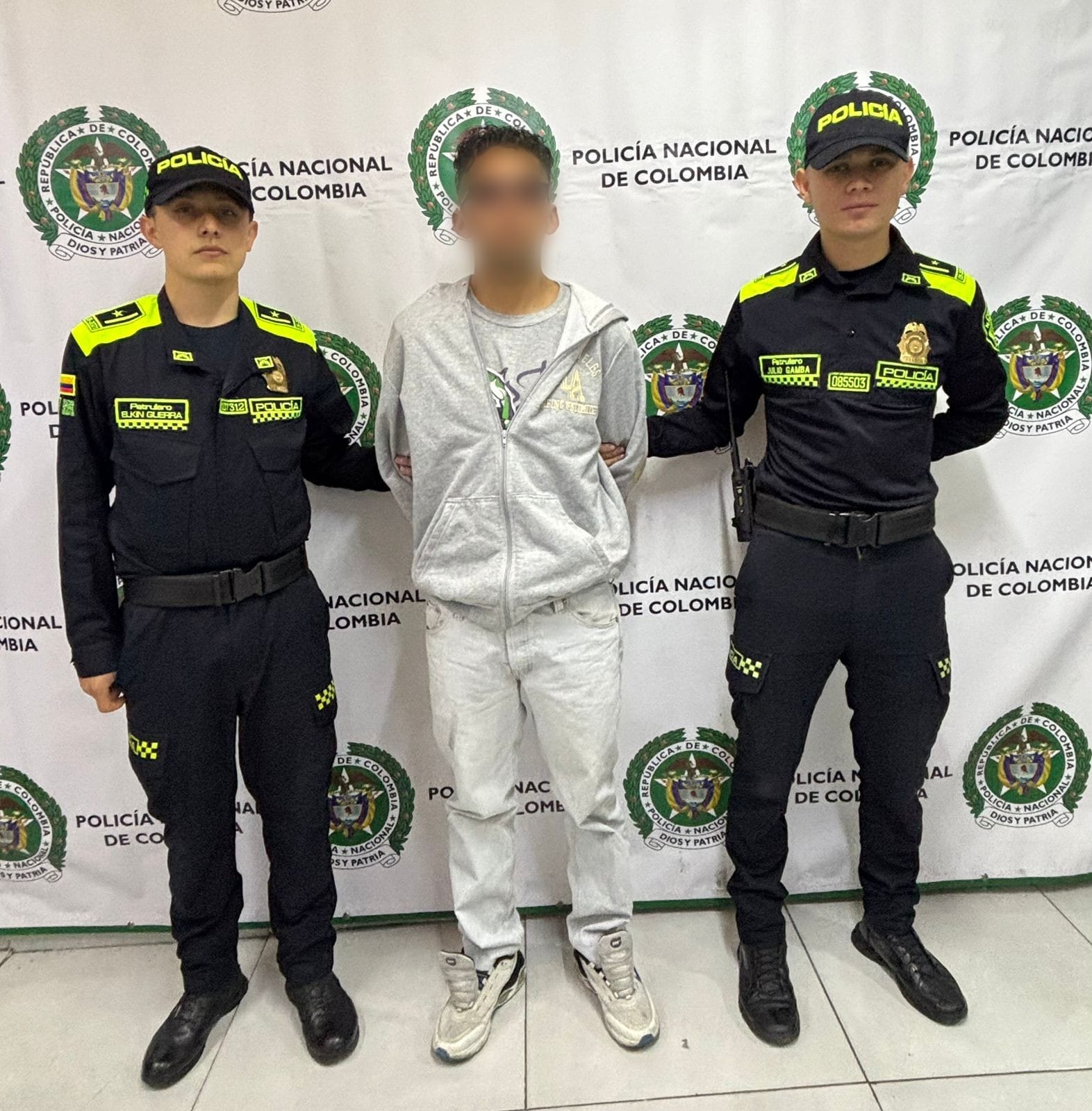 Hombre capturado en Bogotá. Foto: Policía Metropolitana de Bogotá