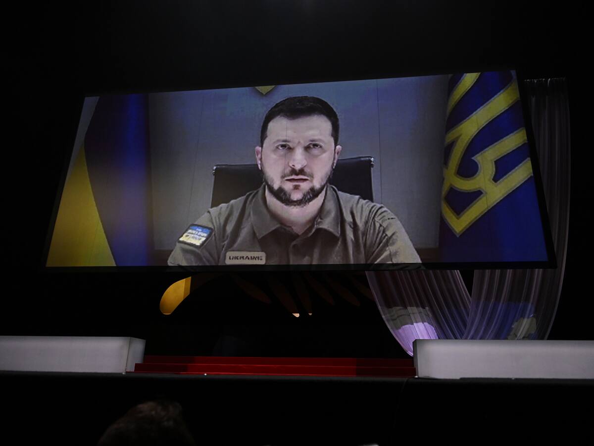 Zelenski dice que Rusia prepara una nueva crisis migratoria con el hambre