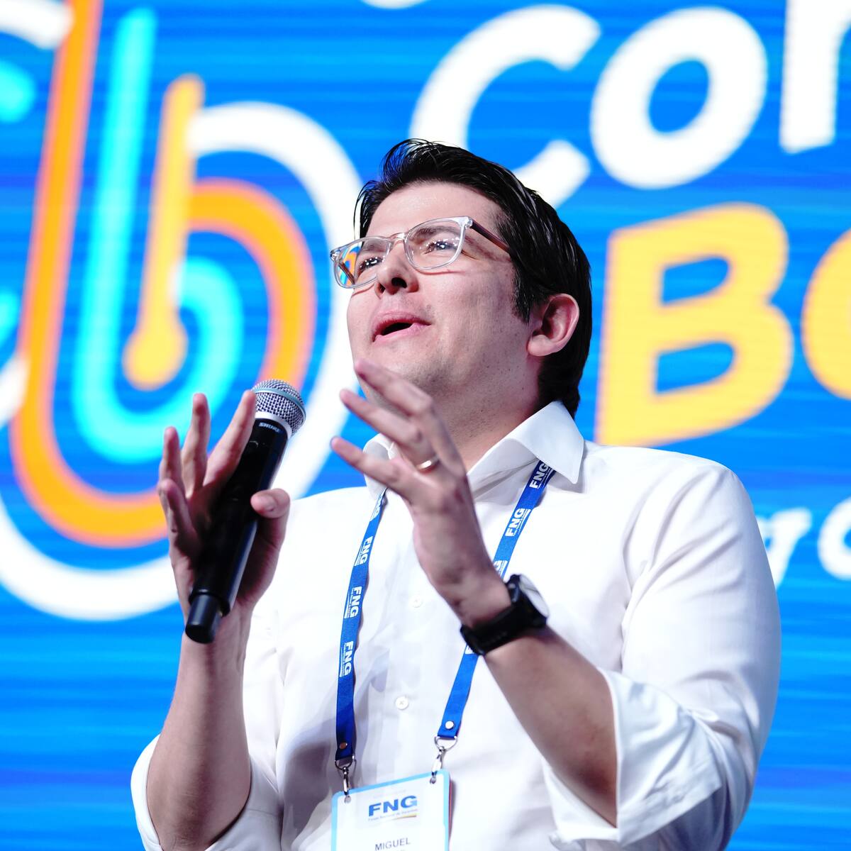 Cuarto parte médico de Miguel Uribe: “permanece en estado crítico”