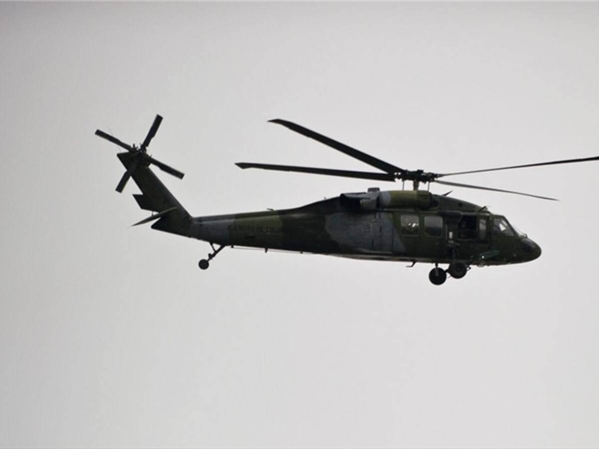 Guerrilleros atacaron helicóptero de la Fuerza Pública en Suárez, Cauca