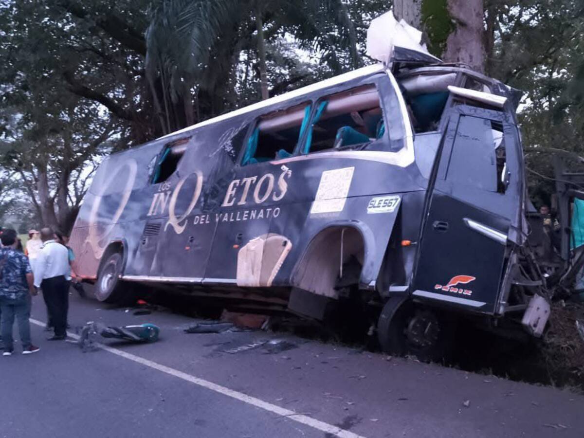 Un muerto y doce heridos deja accidente de tránsito en vía que conecta a Córdoba con Antioquia