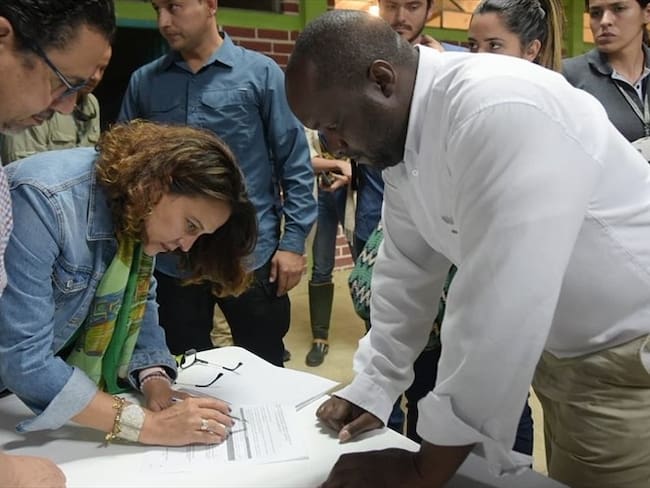 La directora del DNP, Gloria Alonso, informó que el Gobierno está dispuesto a acompañar el 80% de las peticiones de las comunidades. Foto: MinInterior