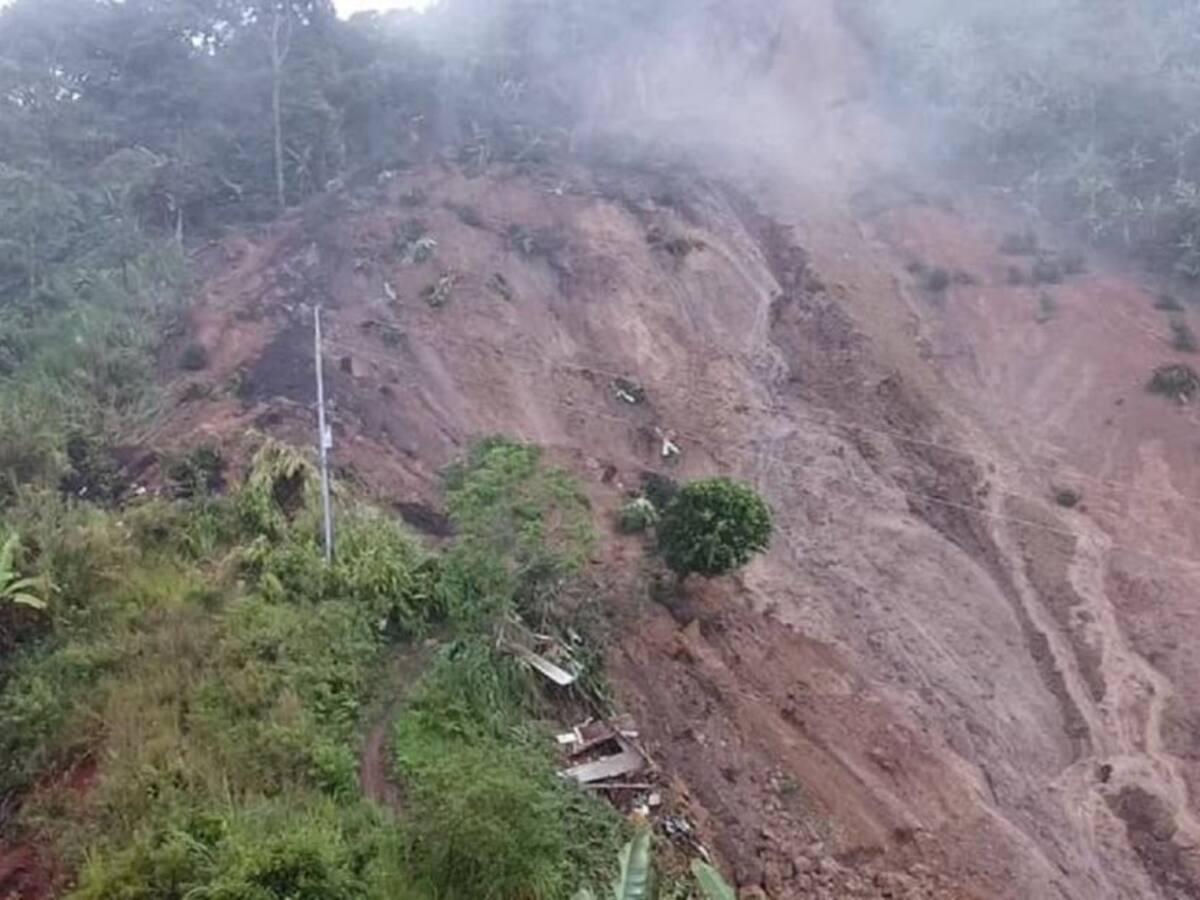 Alerta roja por probabilidad de deslizamientos y crecientes en ríos de Caldas