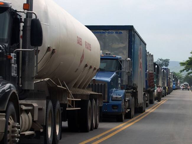 Carmen Ligia Valderrama aseguró que aún no se sabe cuántos vehiculos fueron entregados ilegalmente.. Foto: Colprensa