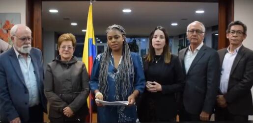 Aurora Vergara, Guillero Alfonso Jaramillo y Gloria Inés Ramírez. Foto: captura de pantalla video.