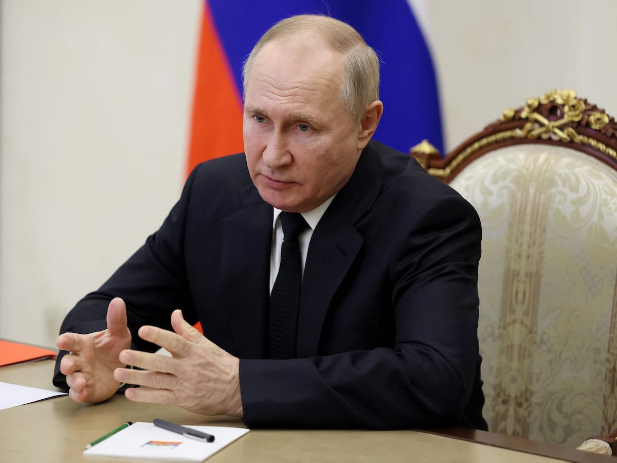 Putin admite que la guerra podría alargarse pero aleja la amenaza nuclear