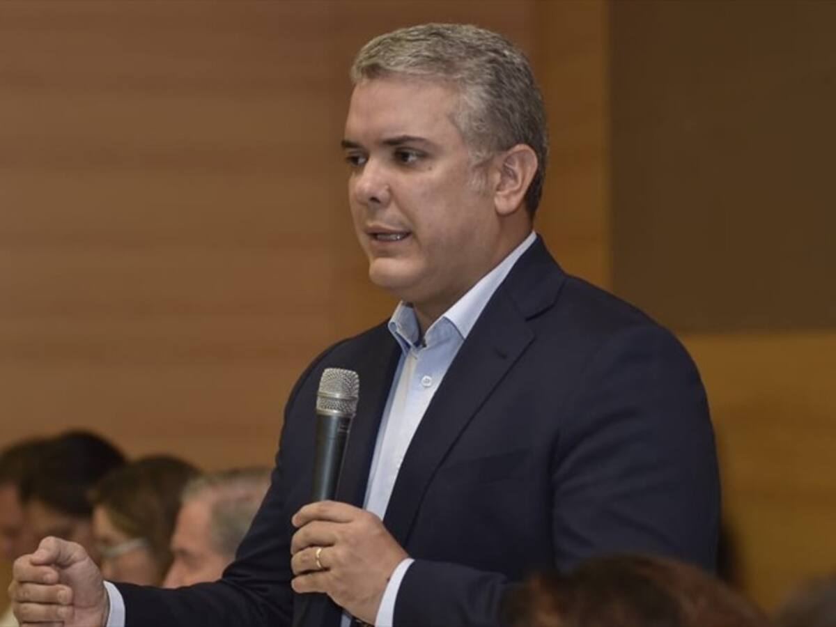 Ministra del Interior definirá agenda para diálogo con indígenas: Duque