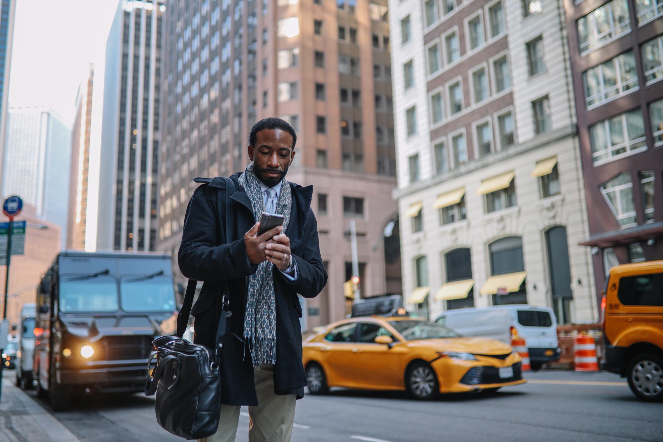 Persona trabajando en Nueva York, imagen de referencia. Foto: Getty Images.