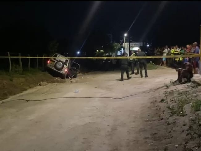 Así quedó la camioneta atacada a tiros/ Cortesía