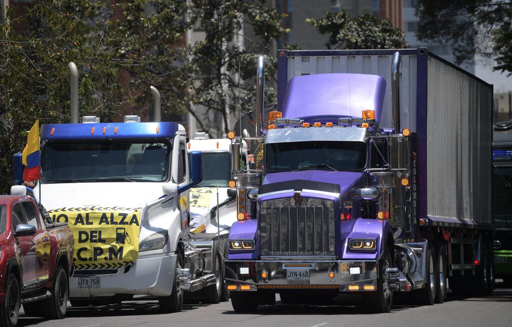 Paro camioneros en Colombia. (Photo by DANIEL MUNOZ/AFP via Getty Images)