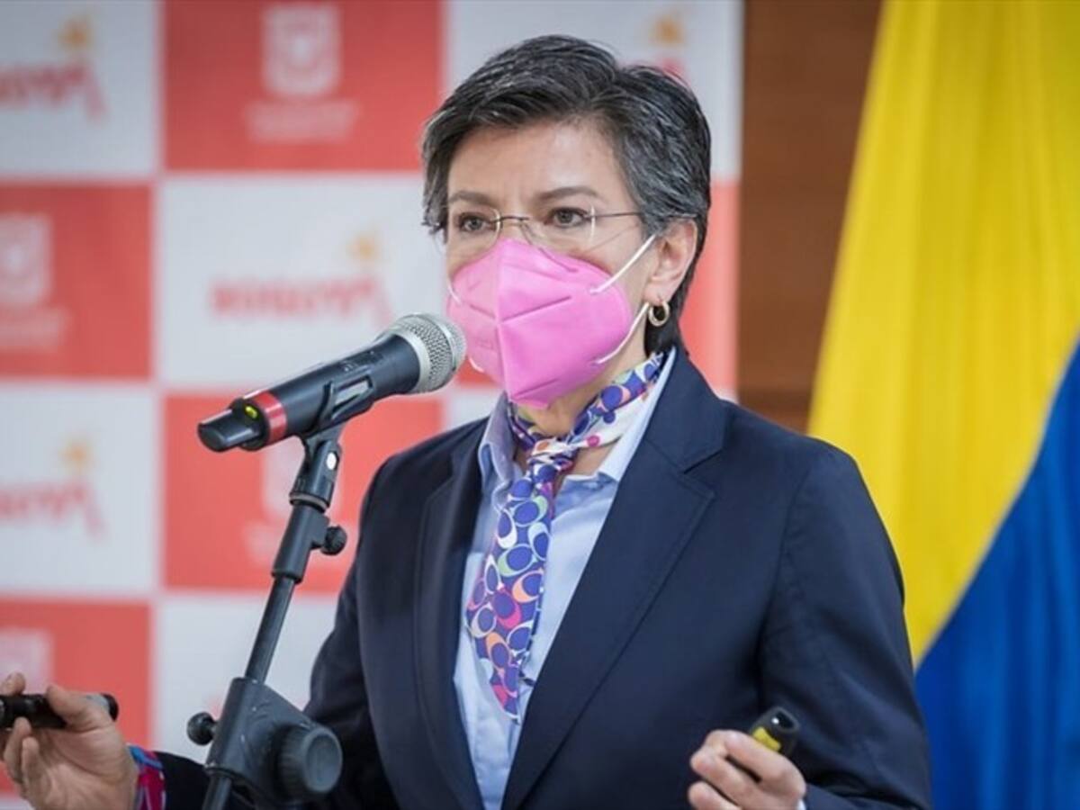 Le rogamos tranquilidad a la gente en el día sin IVA: Claudia López