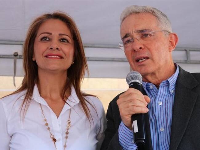 La candidata a la Alcaldía de Itagui, Rosa Acevedo, estaría violando de forma directa la ley electoral. Foto: Facebook/ Rosa Acevedo Jaramillo