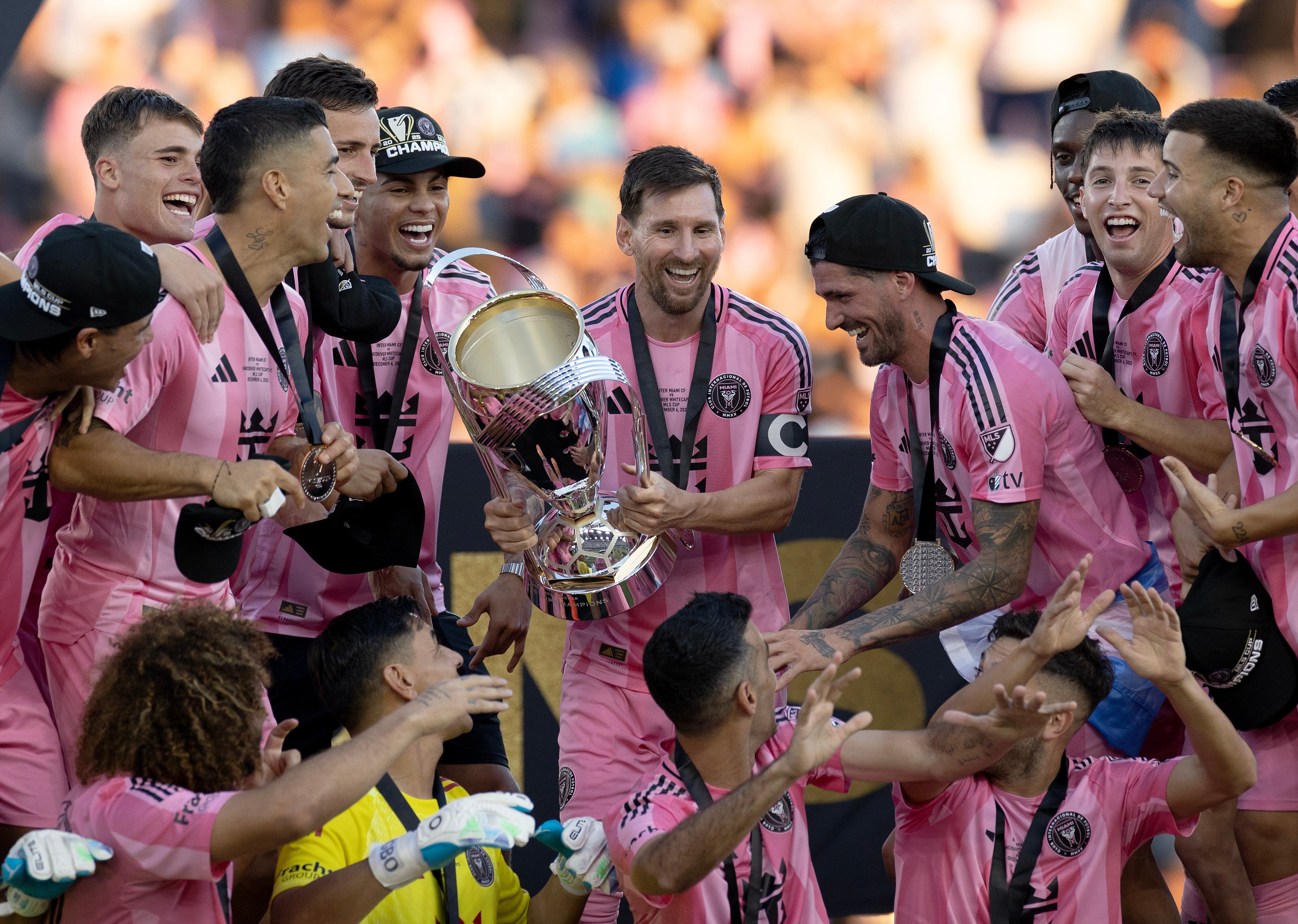 Messi celebrando el campeonato con la MLS. Foto: Michael Pimentel/ISI Photos/ISI Photos via Getty Images