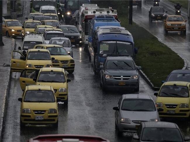 Personería de Bogotá recibe denuncias de taxistas por inseguridad y sobrecostos. Foto: Colprensa