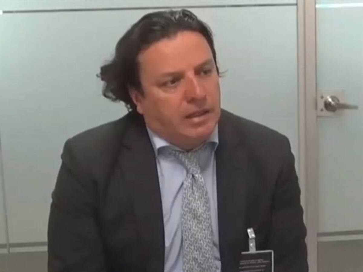 Fiscalía citó a interrogatorio a Sanmiguel tras investigación revelada por Vicky Dávila