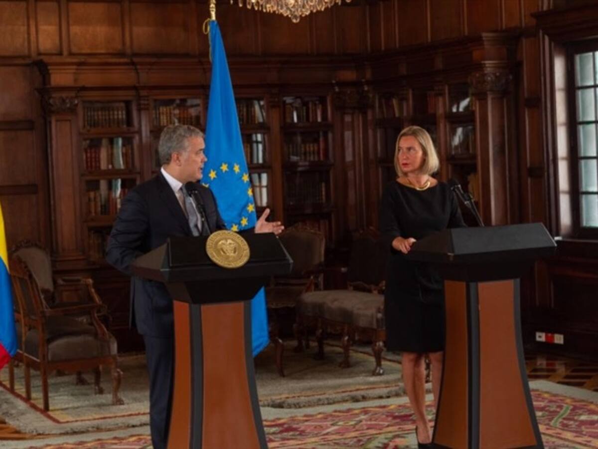 UE ratificó su apoyo al acuerdo de paz en Colombia y a aumentar la presión contra Maduro