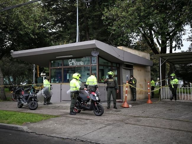 Dos policías destituidos y cinco más suspendidos por muerte de Javier Ordóñez. Foto: Colprensa