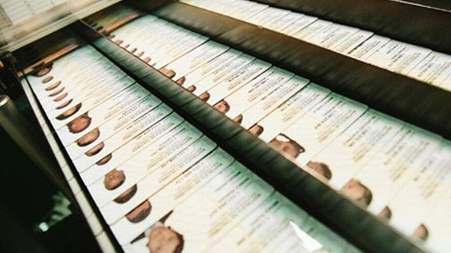 Durante el aislamiento preventivo muchos jóvenes se preguntan cómo pueden sacar este documento por primera vez.. Foto: Colprensa