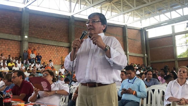 Cancillería hace acompañamiento a familiares de víctimas de accidente de bus en Ecuador. Foto: Cancillería