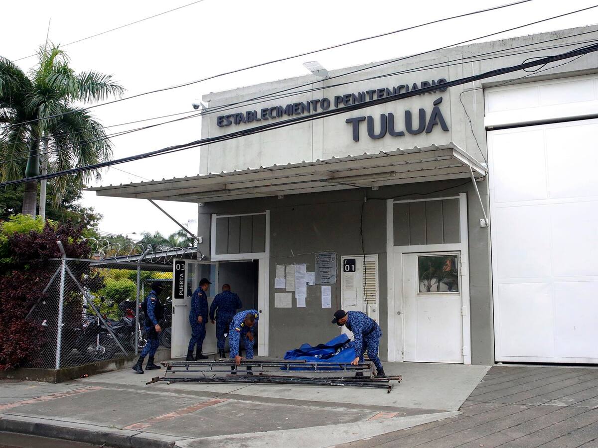 Asciende a 54 la cifra de muertos por incendio en cárcel de Tuluá