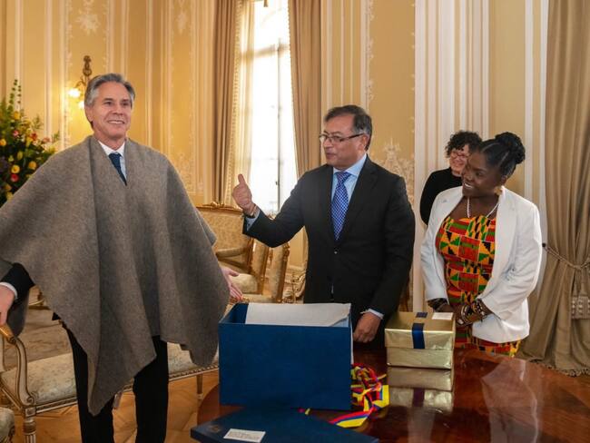 La ruana que le regaló Petro a Blinken. Foto: Presidencia