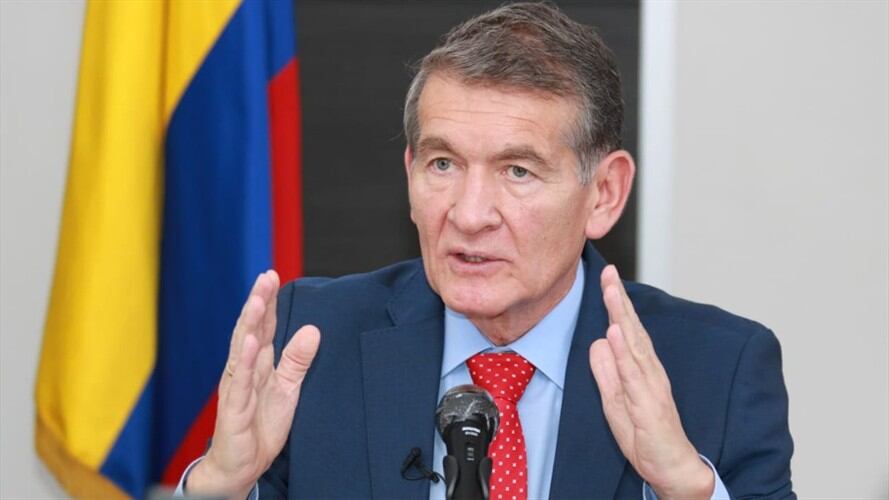 El ministro Ángel Custodio Cabrera explicó en Sigue La W en qué consiste la regulación del trabajo en casa. Foto: Cortesía Ministerio de Trabajo