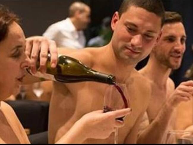 ¿Se le mediría a ir desnudo a teatro?