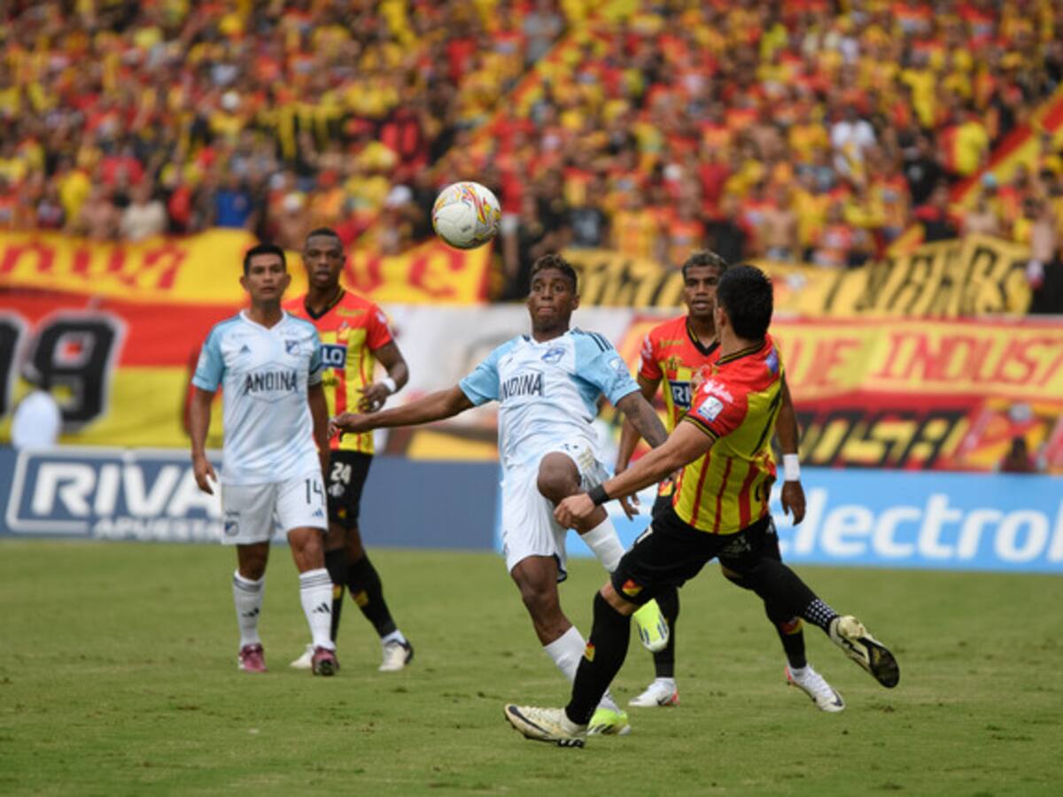 Millonarios, eliminado de los cuadrangulares tras empatar 2-2 con Pereira