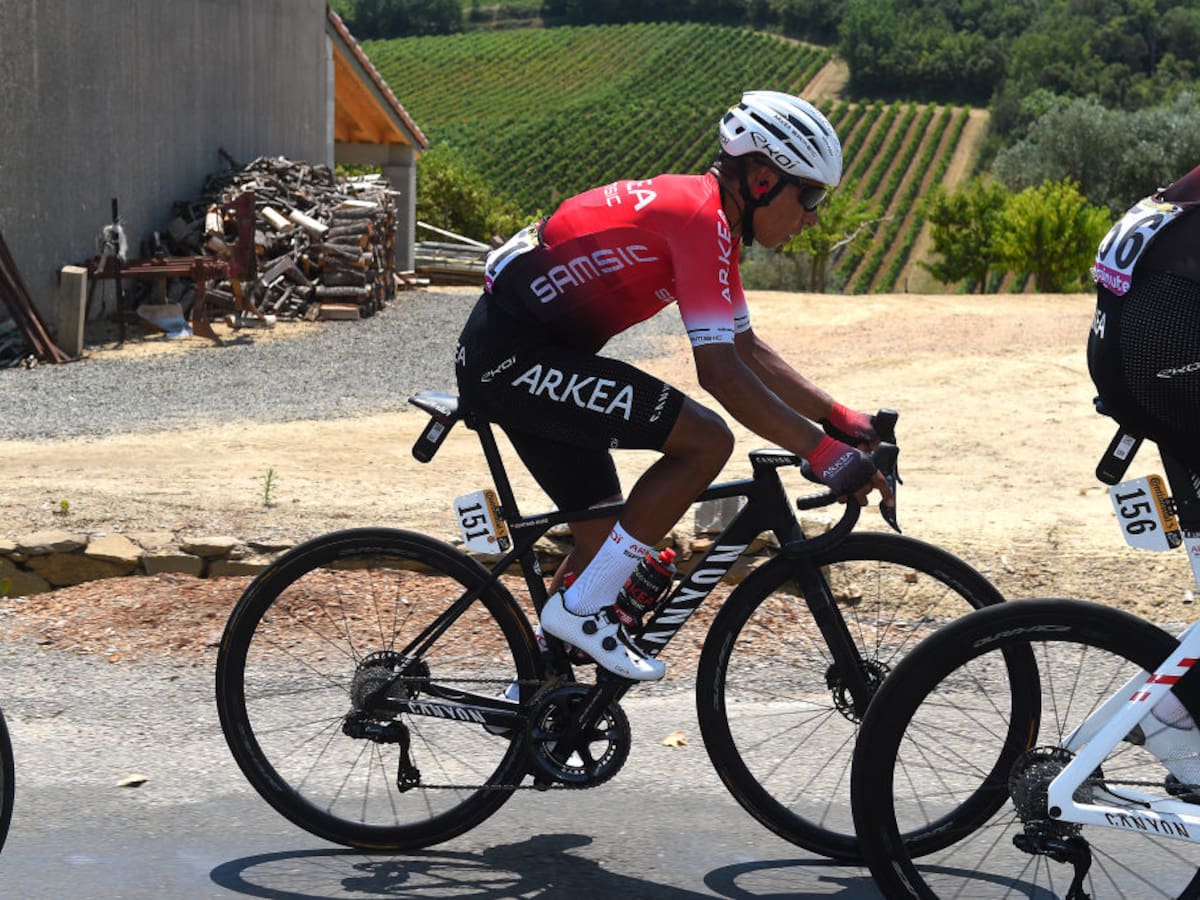 Nairo Quintana saca pecho tras acercarse al podio: “Somos un gran equipo”