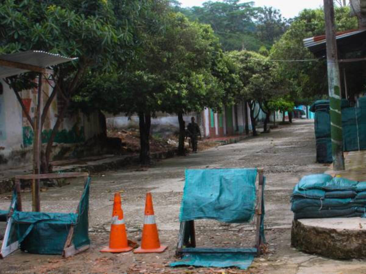 25 policías en Las Mercedes, corregimiento de Sardinata, fueron evacuados