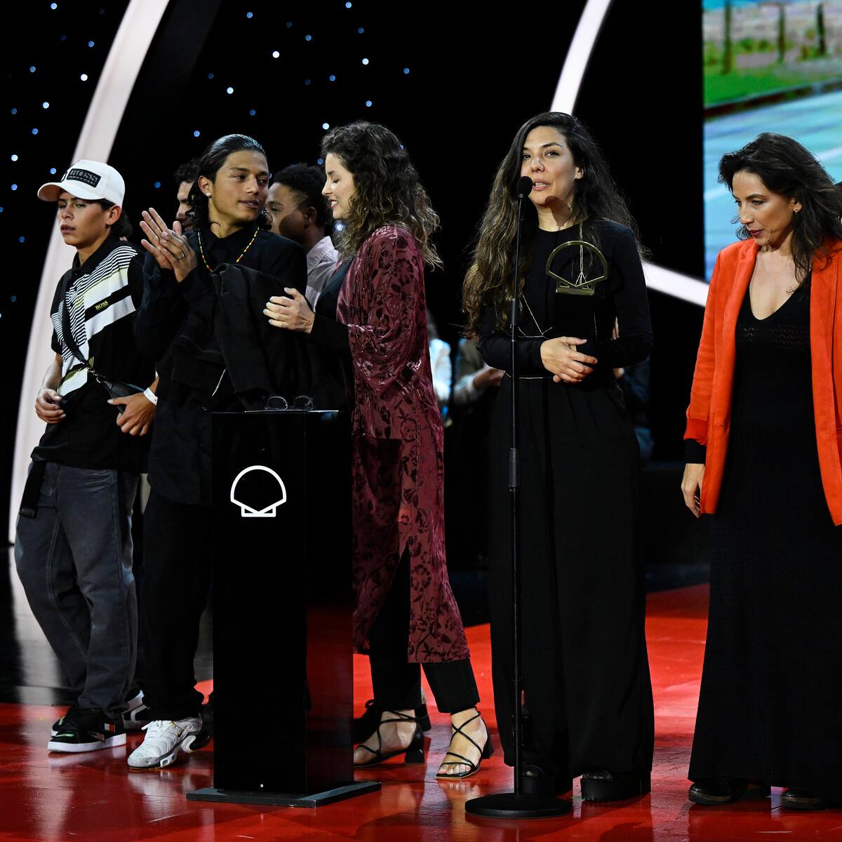Estoy acá porque muchas mujeres me inspiraron: Laura Mora, ganadora de Concha de Oro