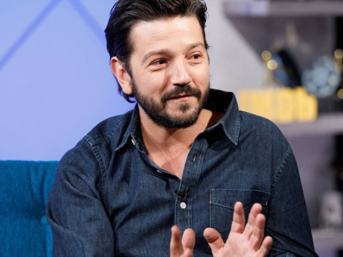 Diego Luna llega con 'Pan y circo'