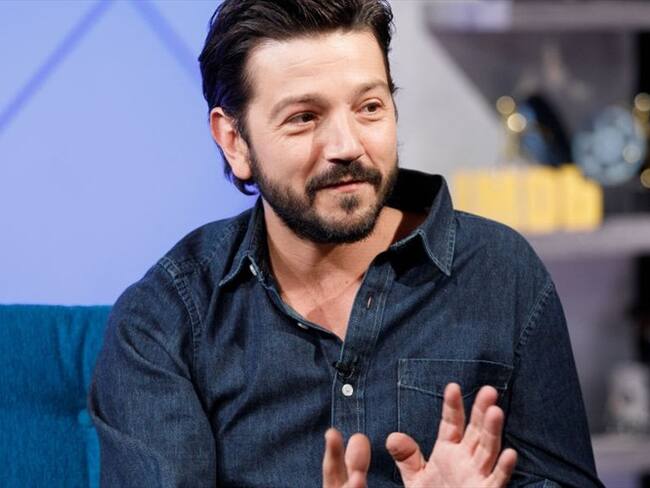 Diego Luna llega con 'Pan y circo'