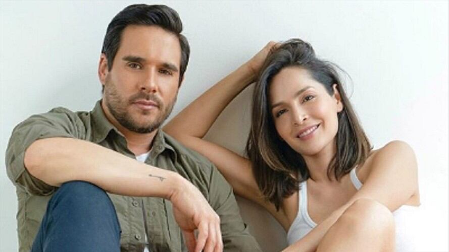 Carmen Villalobos y Sebastián Caicedo. Foto: Instagram: @cvillaloboss
